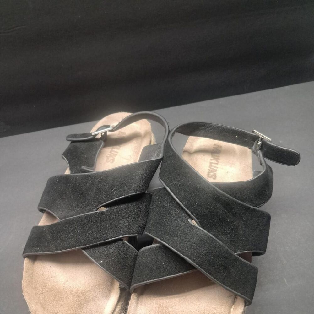 Muk-luks Women's Black Sandals